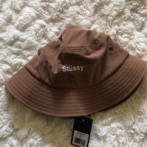 NWT Chocolate brown Stussy bucket hat